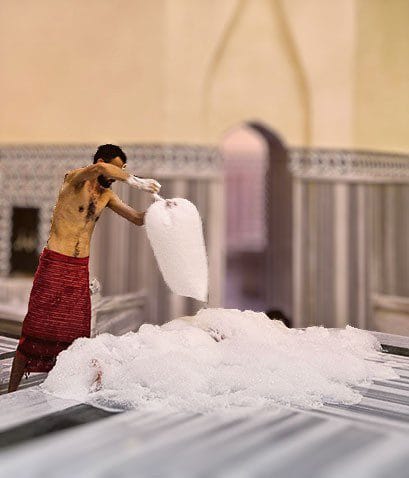 Geleneksel Türk hamamında kese ve köpük masajı içeren Hammam Ritual hizmeti – Acemoğlu Tarihi Hamam